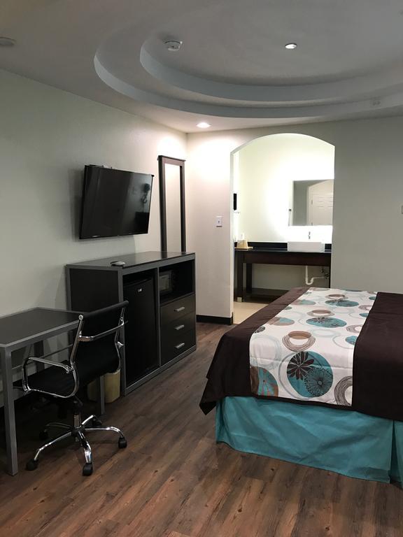 Americas Best Value Inn & Suites Spring / N. Houston Екстериор снимка