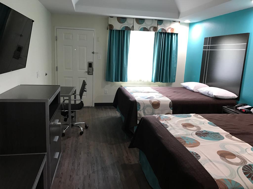 Americas Best Value Inn & Suites Spring / N. Houston Екстериор снимка