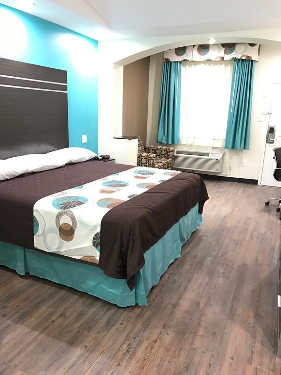 Americas Best Value Inn & Suites Spring / N. Houston Екстериор снимка