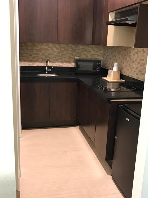 Americas Best Value Inn & Suites Spring / N. Houston Екстериор снимка