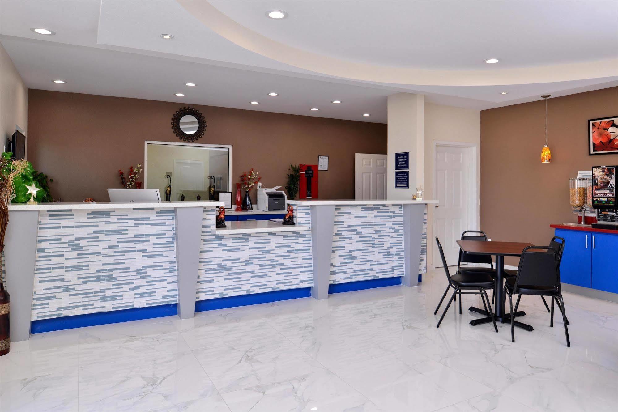 Americas Best Value Inn & Suites Spring / N. Houston Екстериор снимка